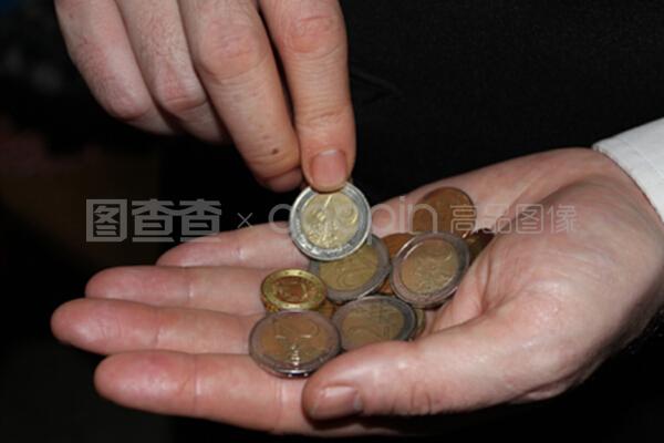 拿硬币的人,金融概念