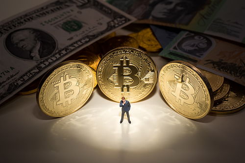 又变卦了 马斯克紧急宣称 未卖出比特币 ,投资者并不买账,加密货币集体下跌
